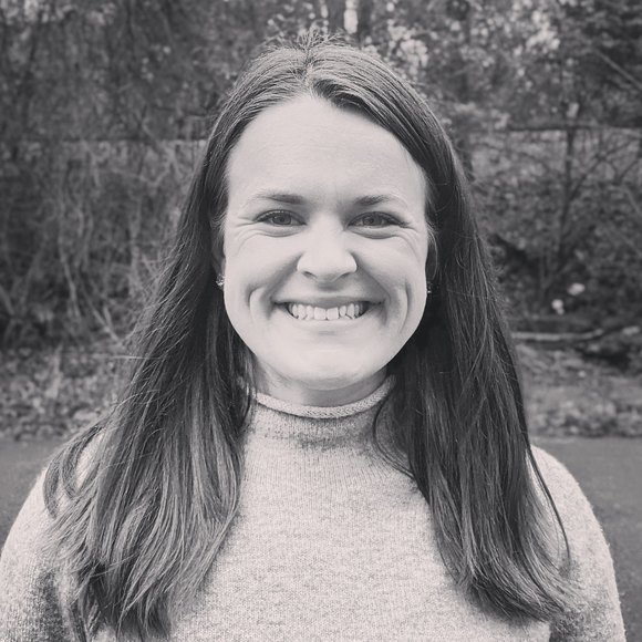 Meet your Posher, Sylvia - Picture 1 of 1